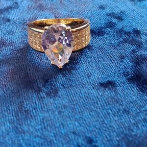 Ring Sz 8 gold plated Diamonds Simulated Gift Box